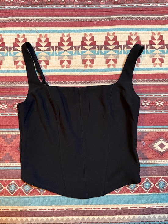 Abercrombie & Fitch Tops - Abercrombie & Fitch Black Square-Neck tank size medium